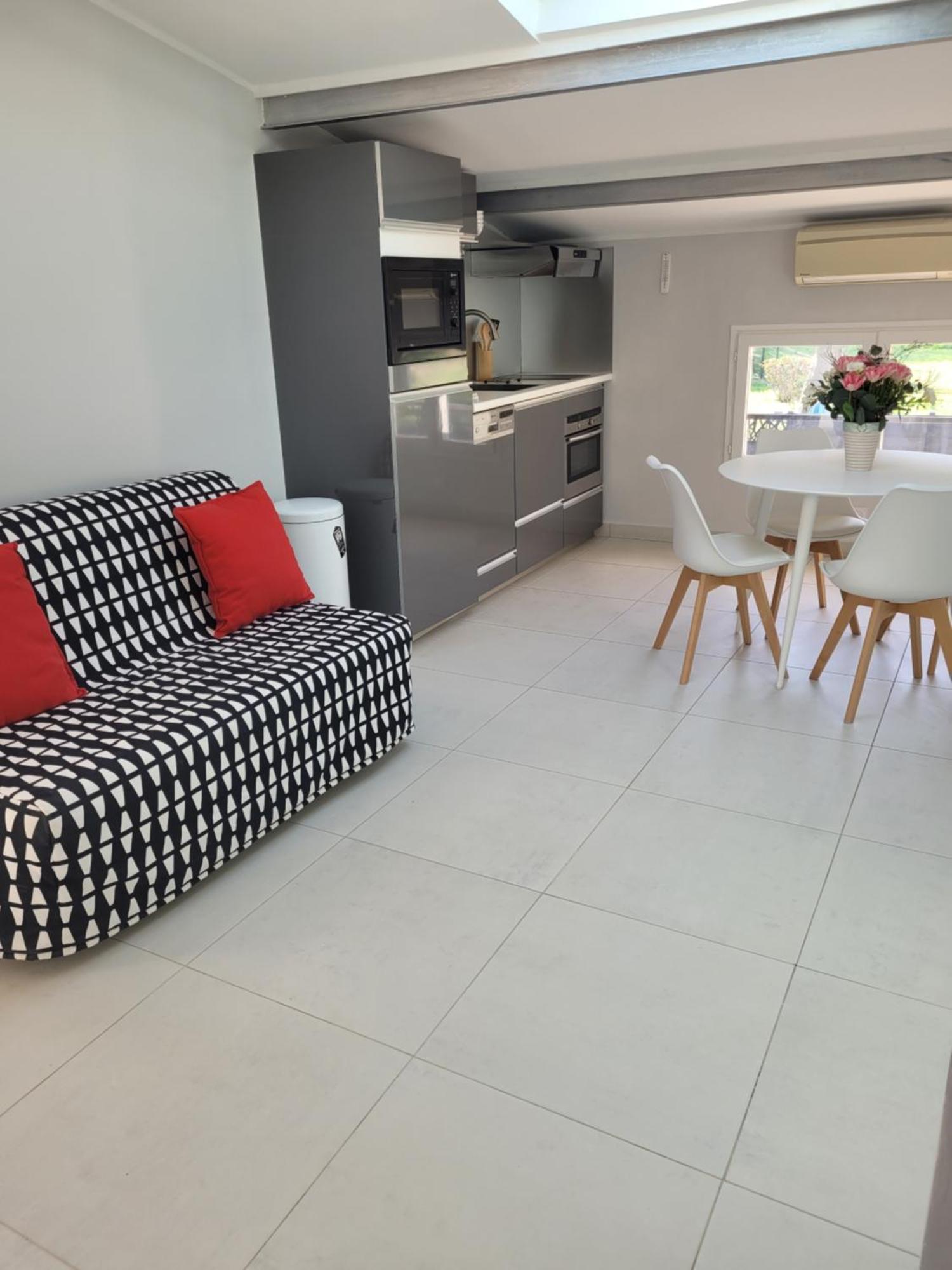Villa L'Abaguie-Charmant Logement Au Calme Entre Mer Et Montagne Cagnes-sur-Mer Eksteriør billede